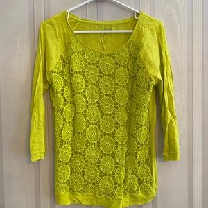 Long sleeve t-shirt.